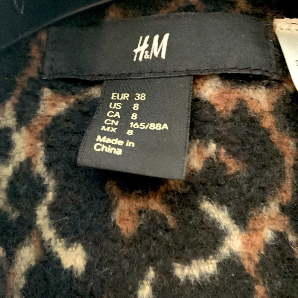 H&M coat animal print - size M EUR -38 US-8